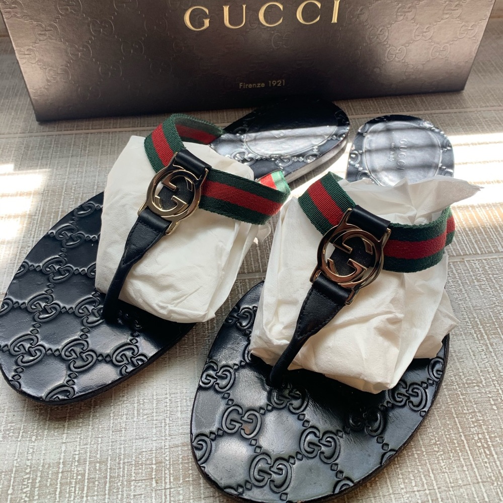 GUCCI Flip Flops